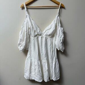 Le Lis NWT White Dress
